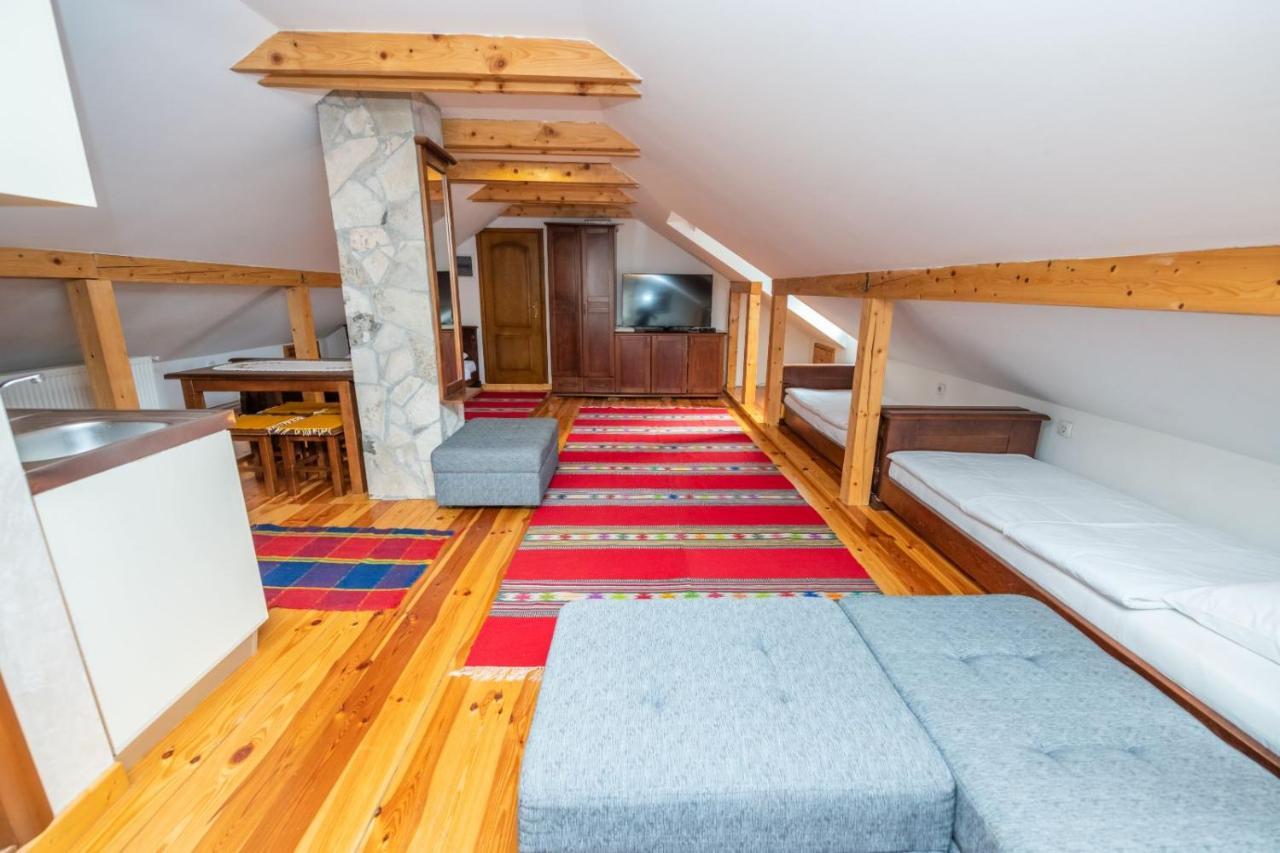 קולאסין Guesthouse Sandra מראה חיצוני תמונה