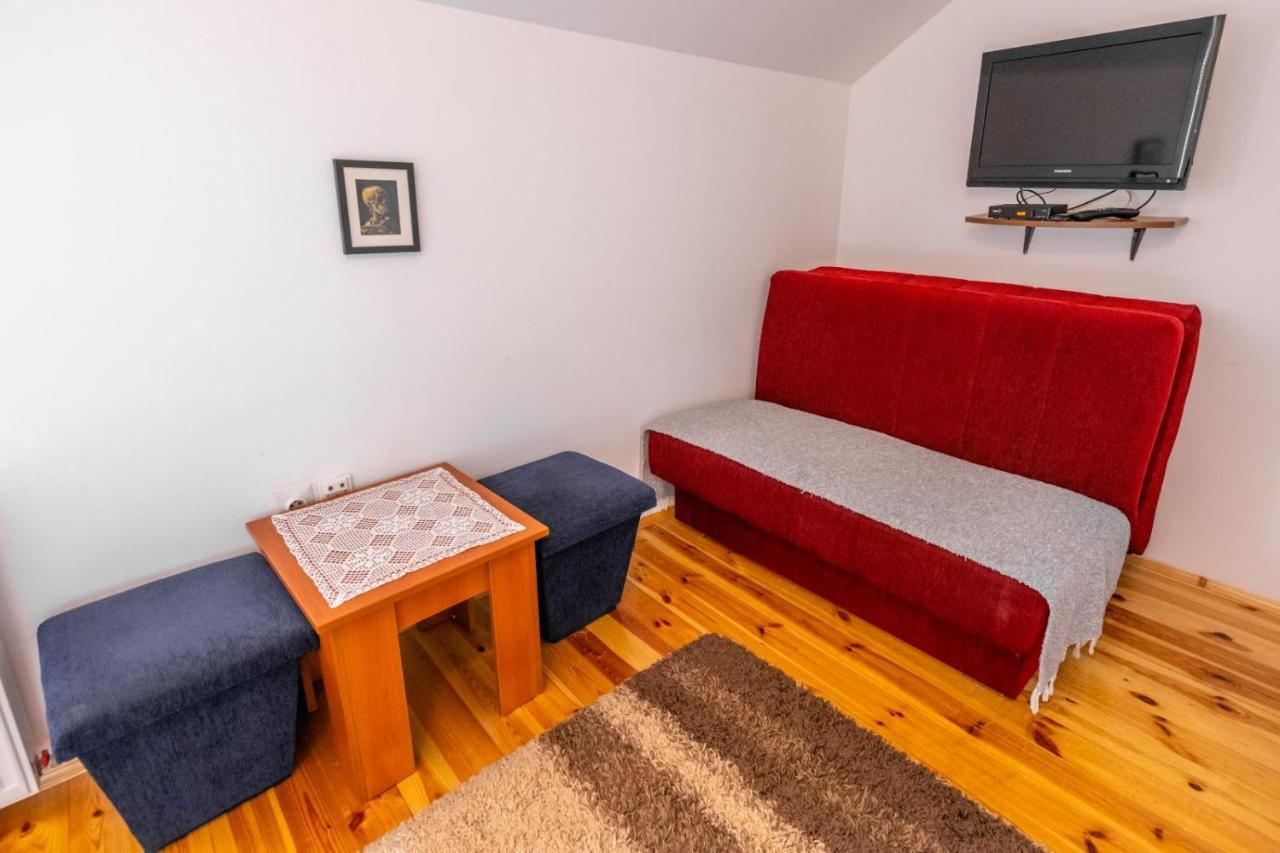 קולאסין Guesthouse Sandra מראה חיצוני תמונה