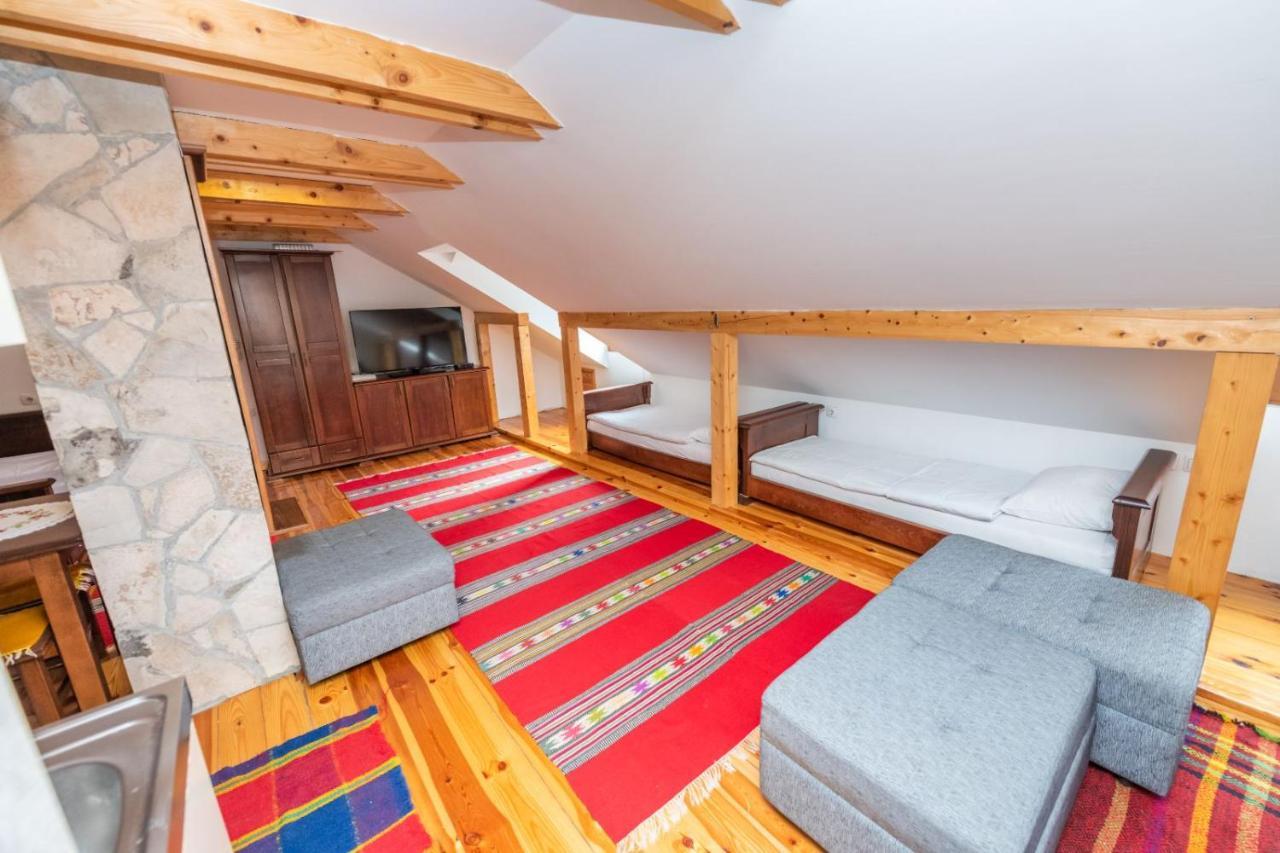 קולאסין Guesthouse Sandra מראה חיצוני תמונה