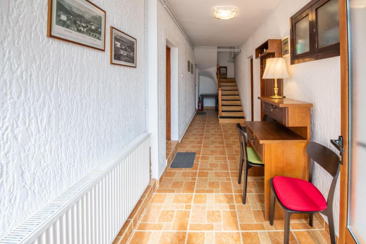 קולאסין Guesthouse Sandra מראה חיצוני תמונה