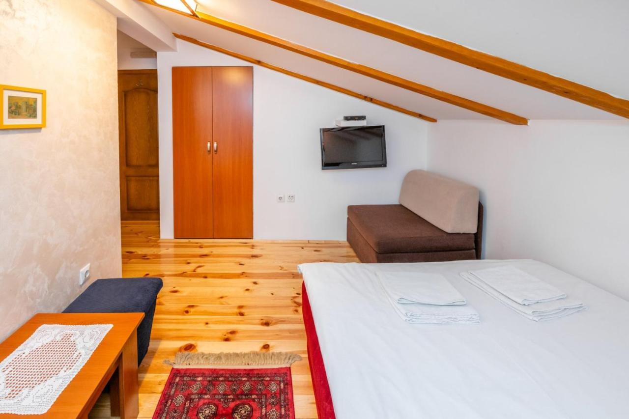 קולאסין Guesthouse Sandra מראה חיצוני תמונה