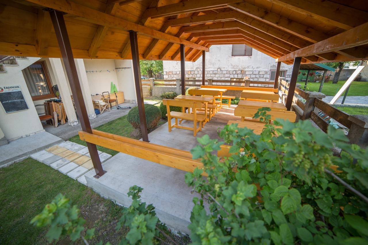 קולאסין Guesthouse Sandra מראה חיצוני תמונה